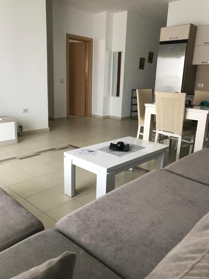 Jasmine Apartments Sarandë 外观 照片