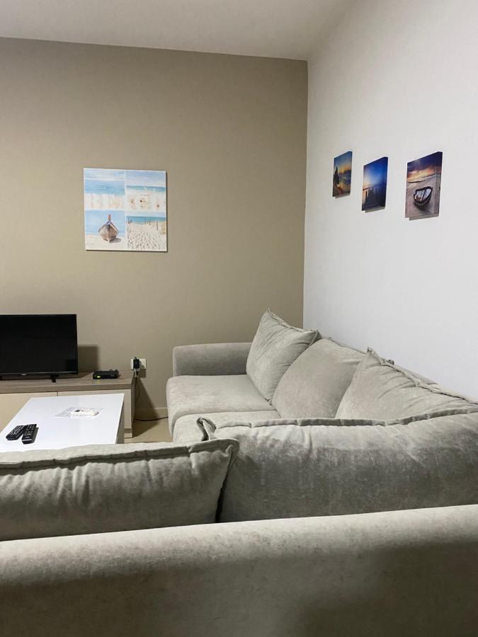 Jasmine Apartments Sarandë 外观 照片