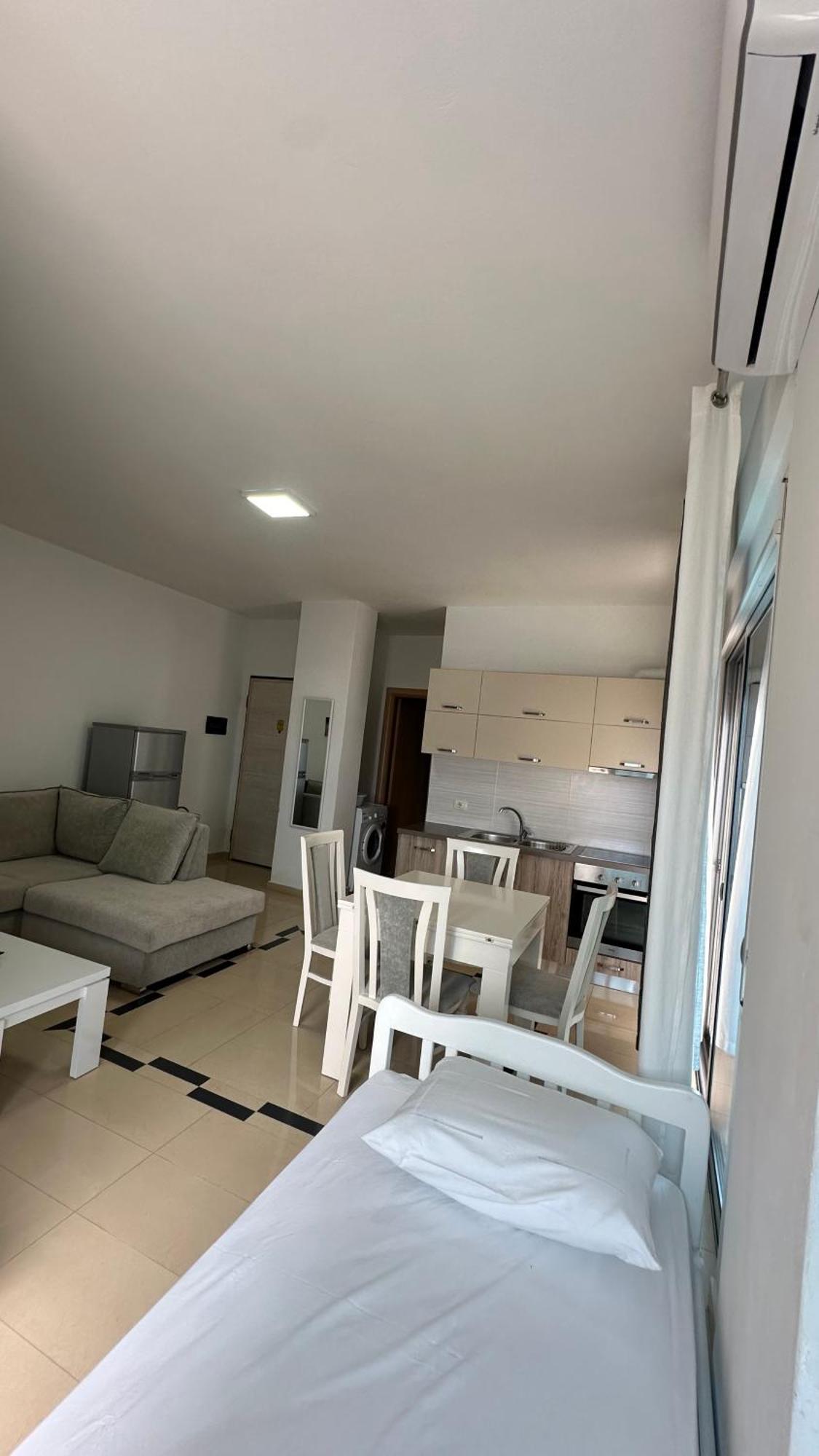 Jasmine Apartments Sarandë 外观 照片